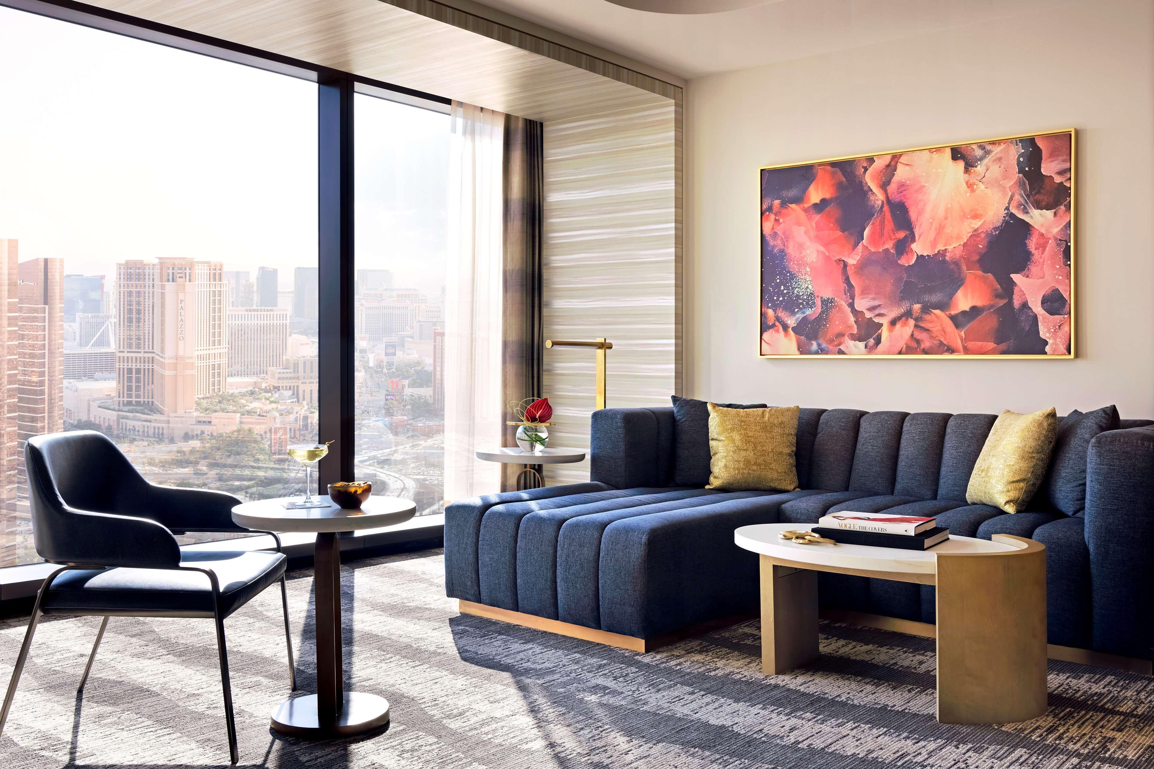 Conrad Las Vegas At Resorts World Ngoại thất bức ảnh A living room at the Ritz-Carlton, Downtown, Los Angeles