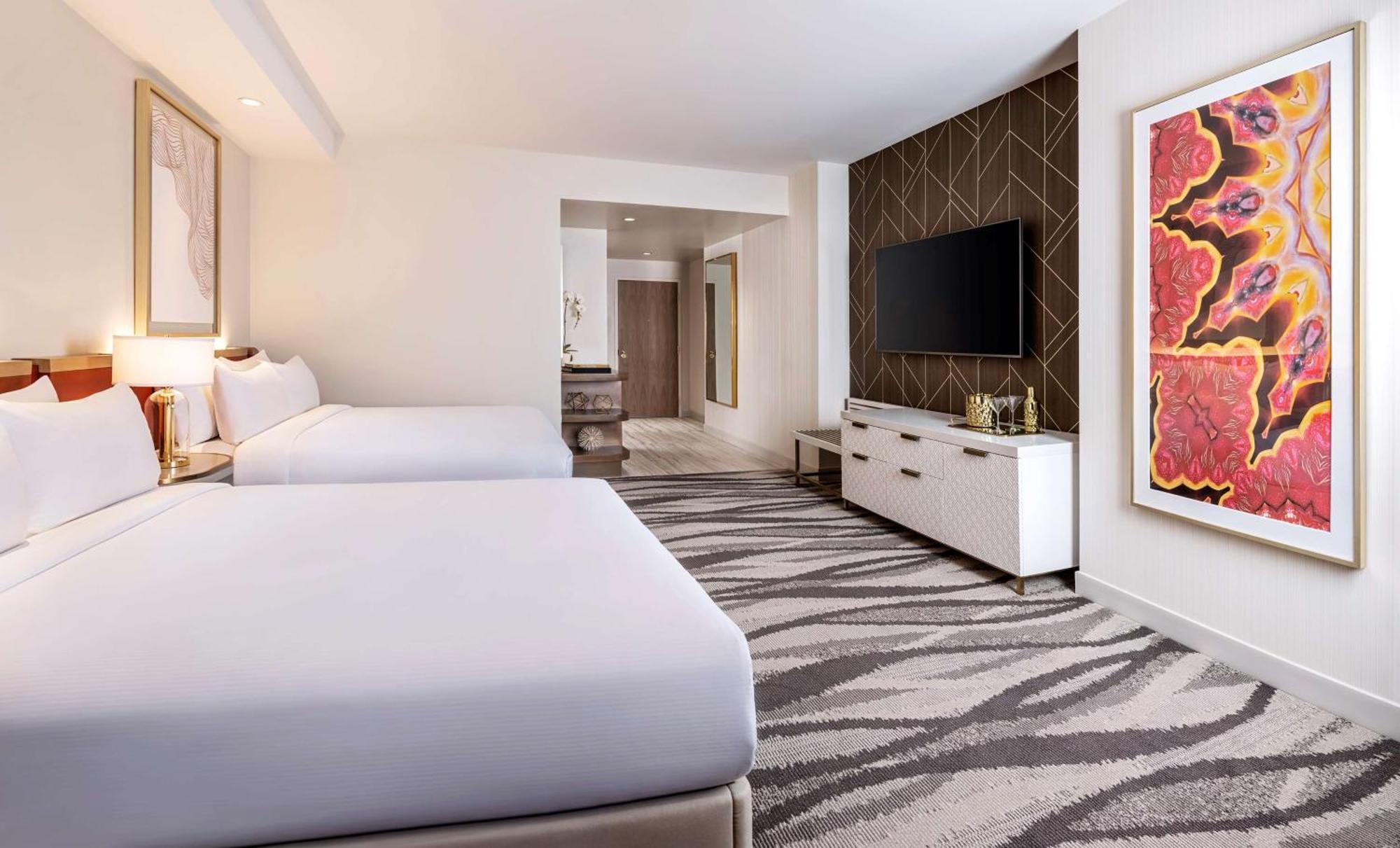 Conrad Las Vegas At Resorts World Ngoại thất bức ảnh A guest room at the MGM National Harbor